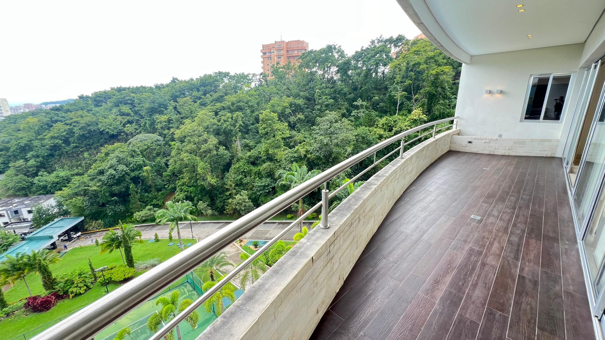 Exclusive Apartment in Casupo Garden
